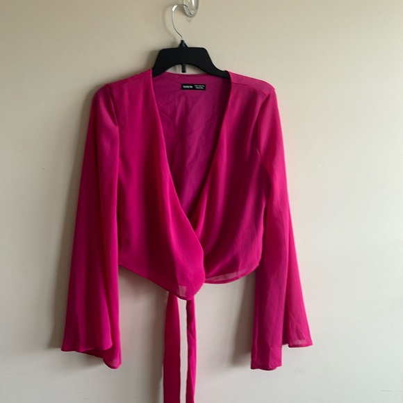 NWT wrap tie crop blouse - Picture 2 of 8